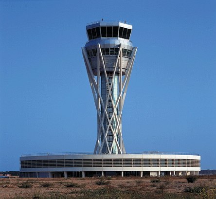 Nova torre de control de l'aeroport de Barcelona acabada